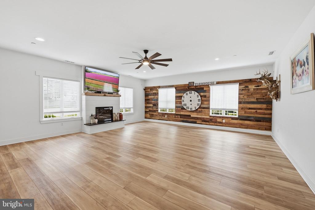 238 CLEAR RIDGE ROAD