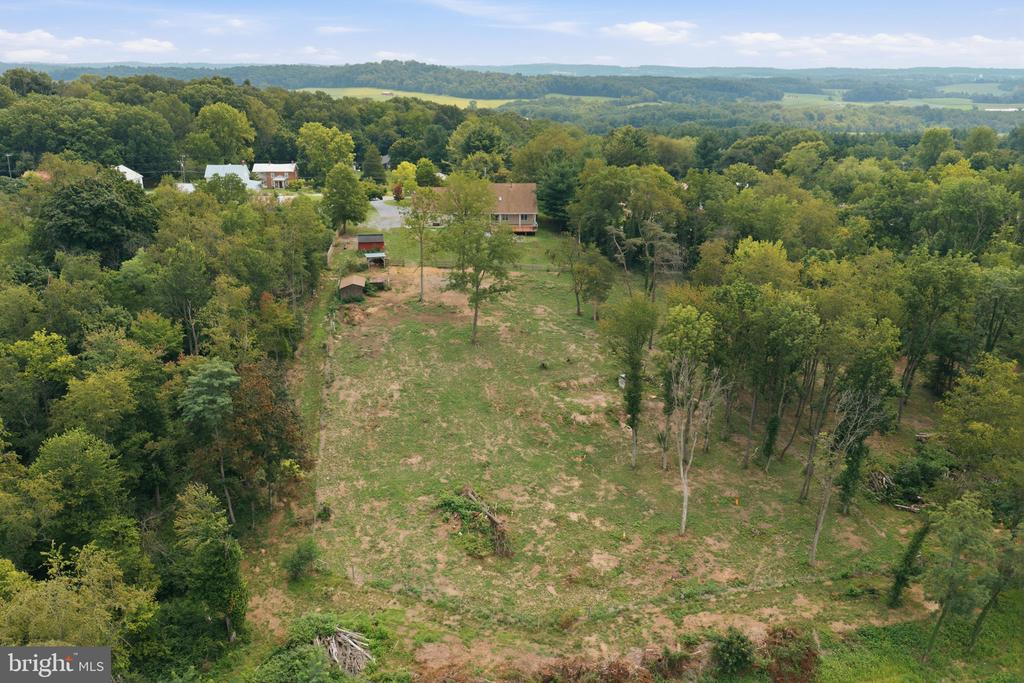 238 CLEAR RIDGE ROAD