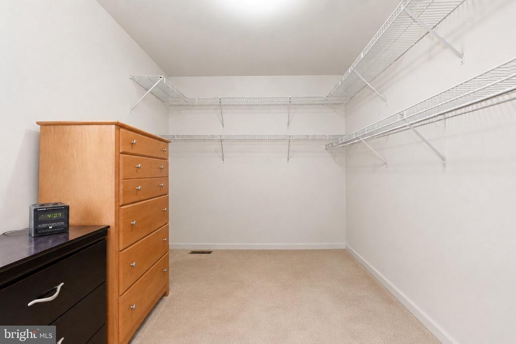 6360 FIRESIDE HAVEN