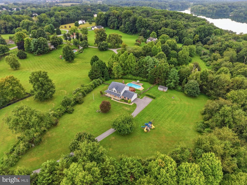 6360 FIRESIDE HAVEN