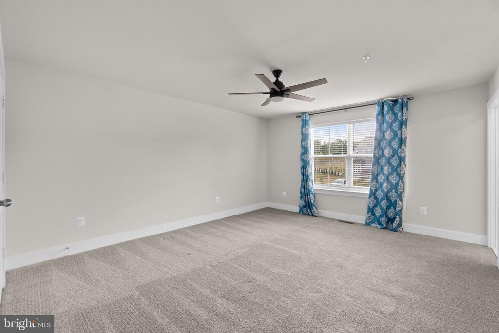 2753 TOWN VIEW CIRCLE