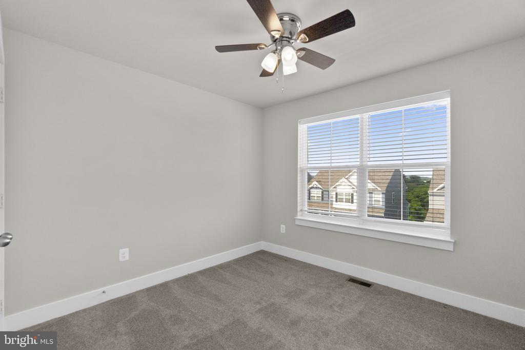 2753 TOWN VIEW CIRCLE