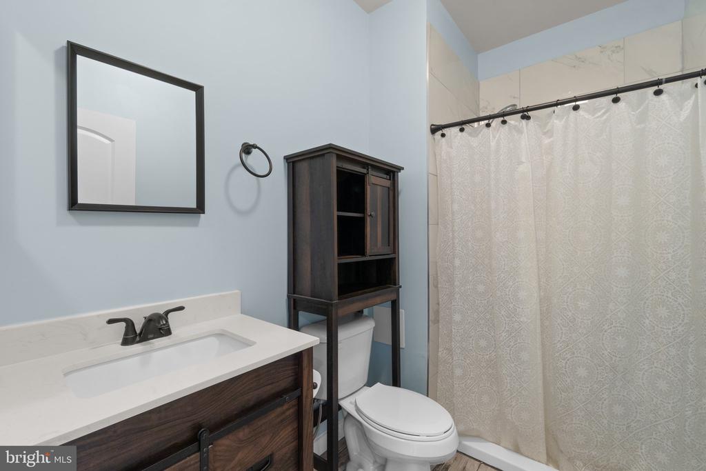 2753 TOWN VIEW CIRCLE