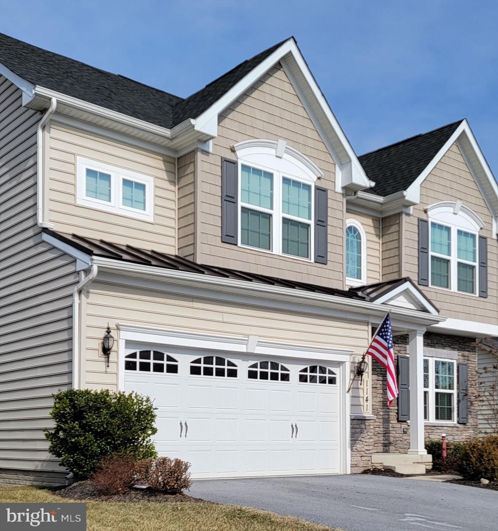 1141 Long Farm CIRCLE