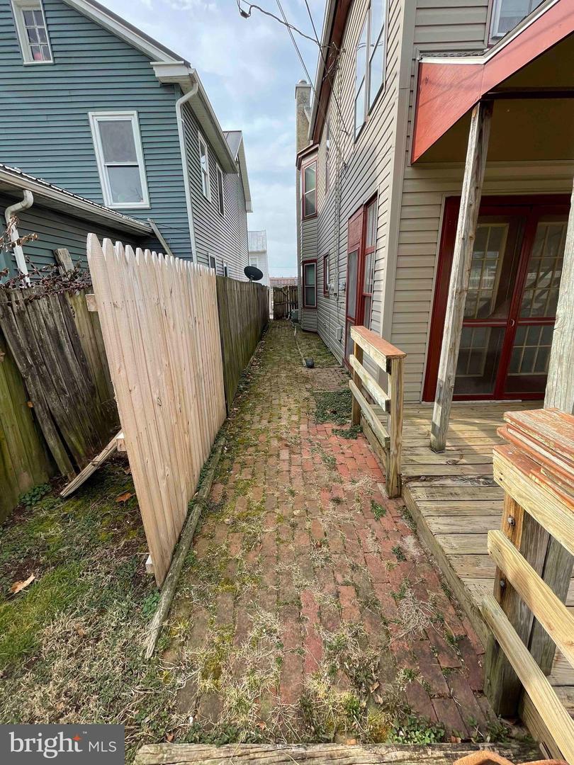 311 E Main STREET