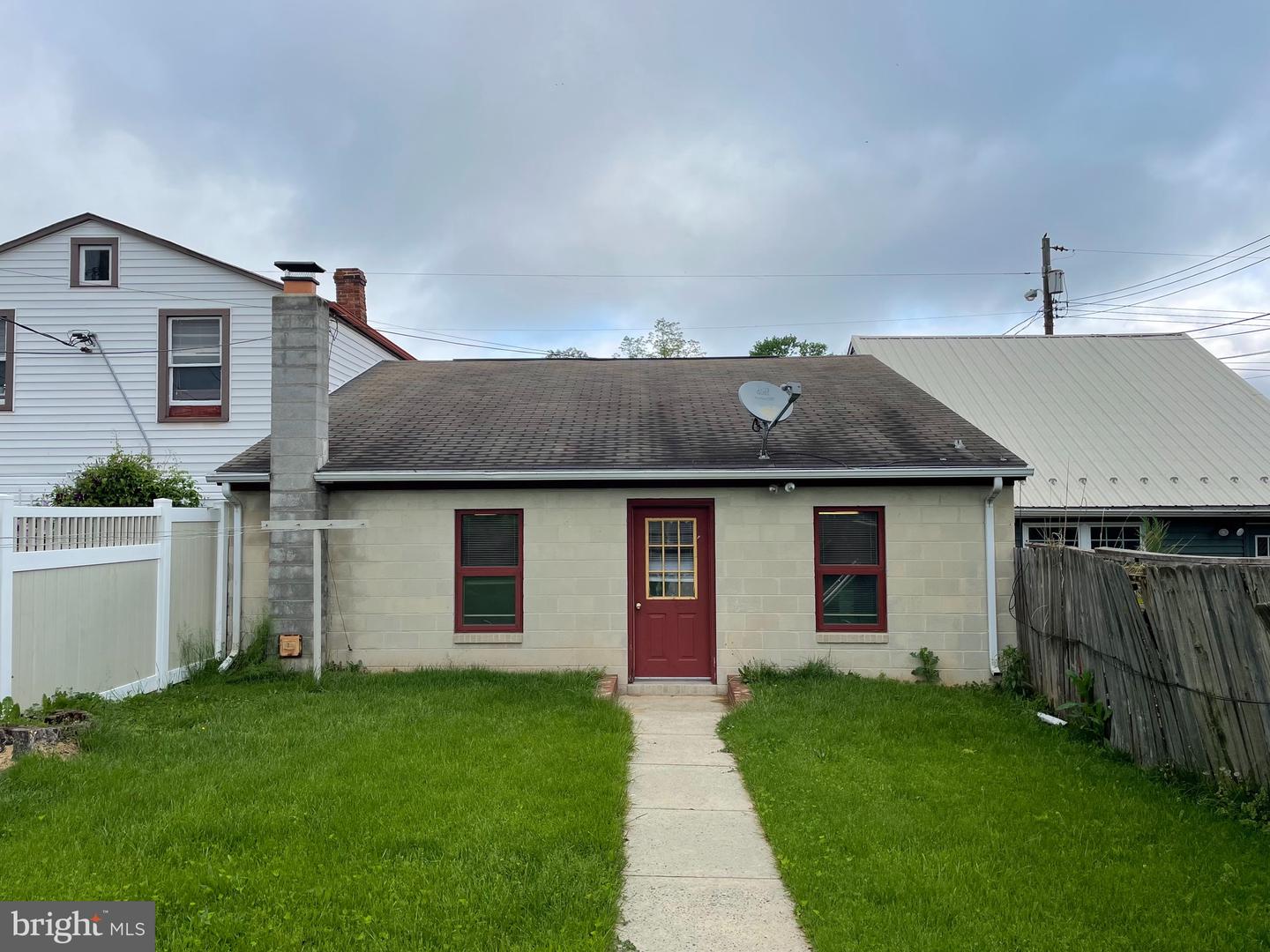 311 E Main STREET