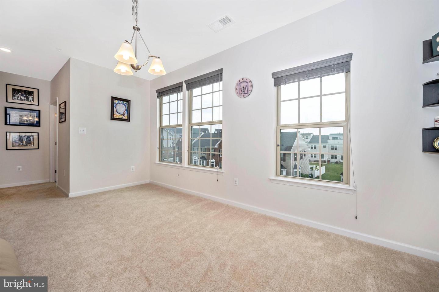6426 Walcott LANE