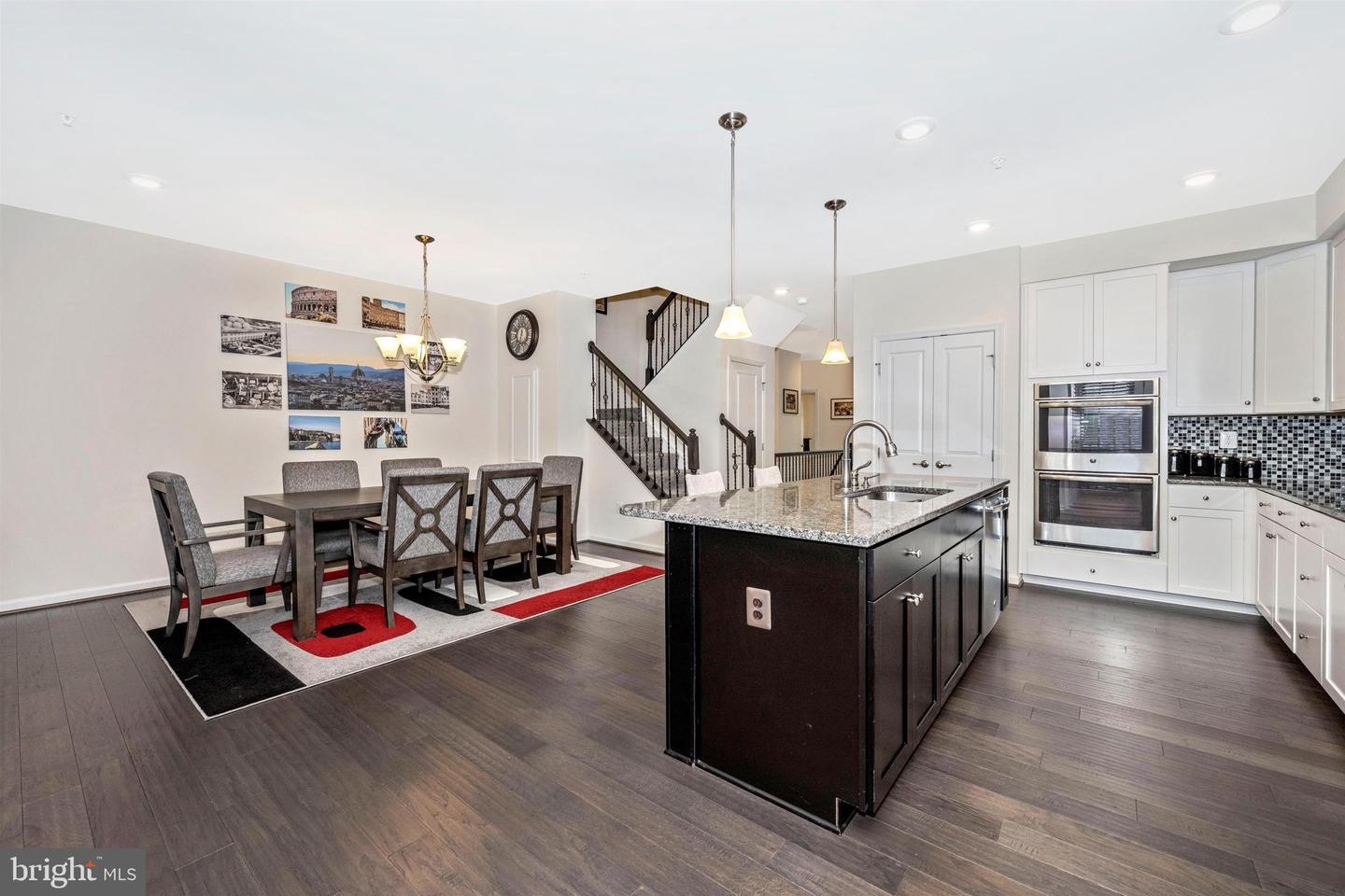 6426 Walcott LANE