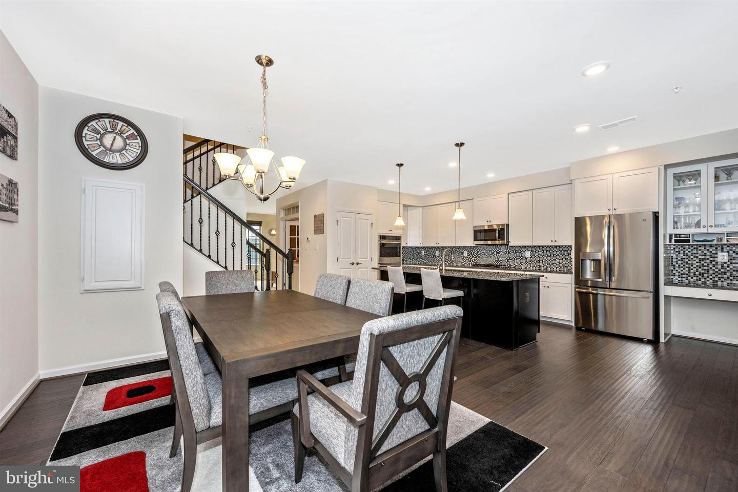 6426 Walcott LANE