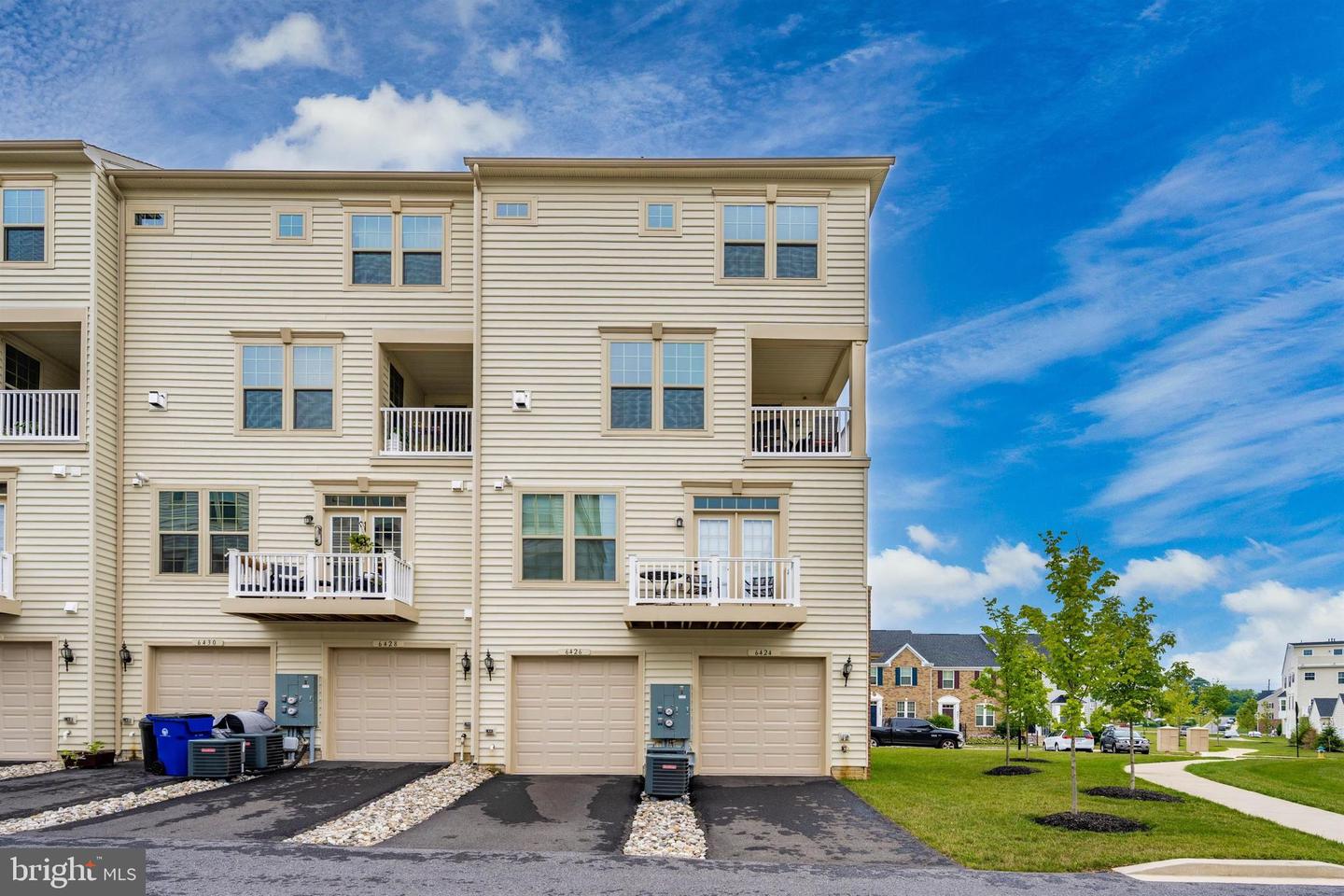 6426 Walcott LANE