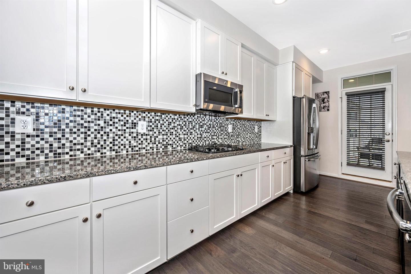 6426 Walcott LANE
