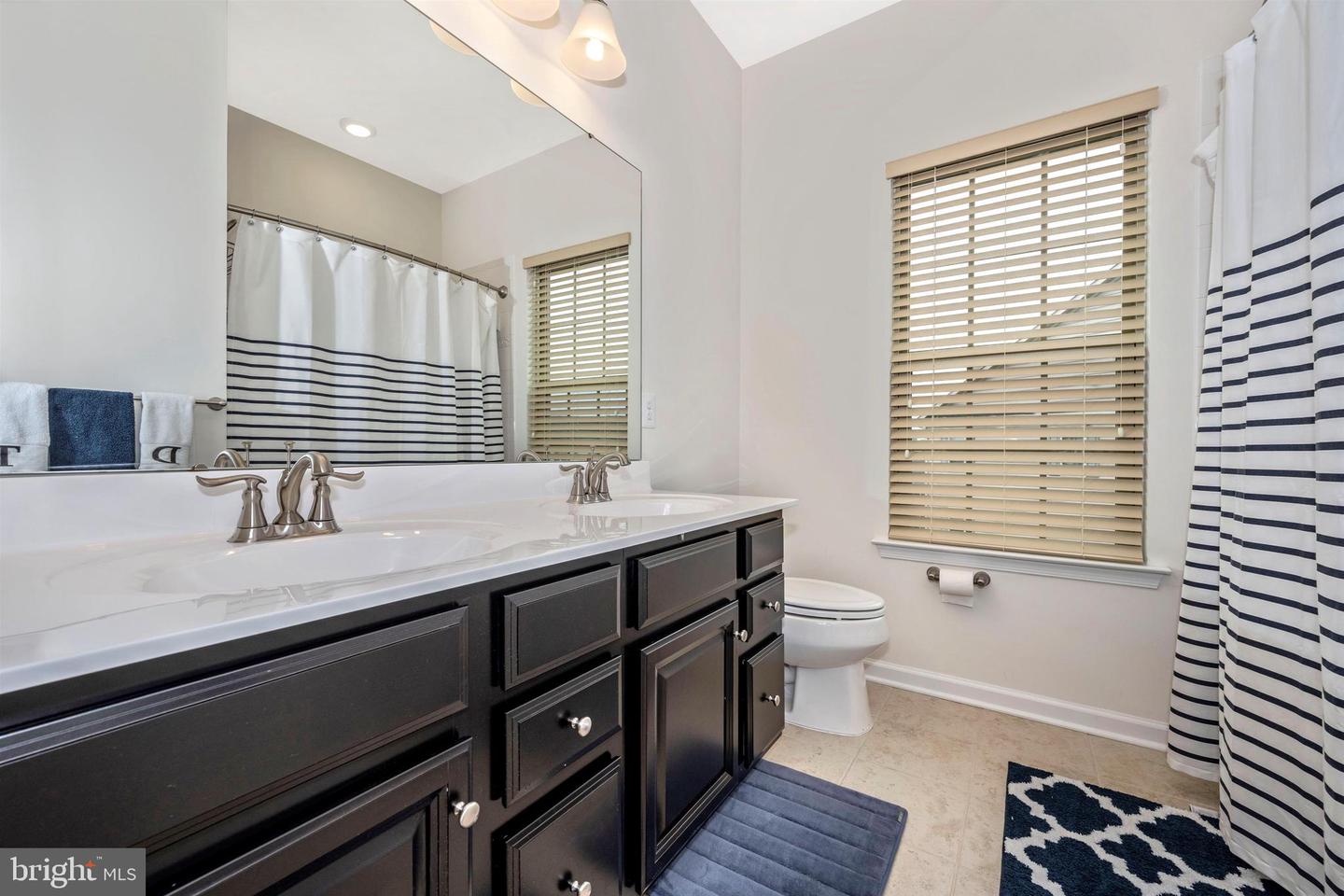 6426 Walcott LANE