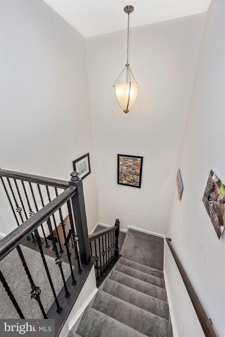 6426 Walcott LANE