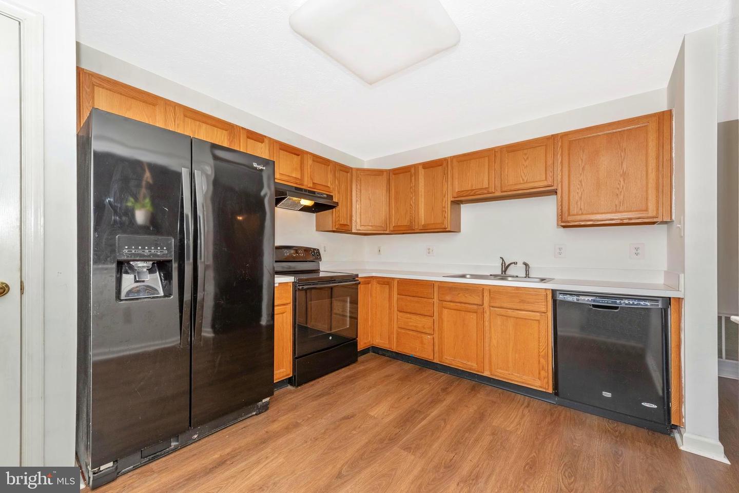 6413 Weatherby COURT Unit: E