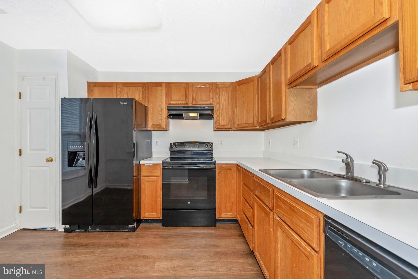 6413 Weatherby COURT Unit: E
