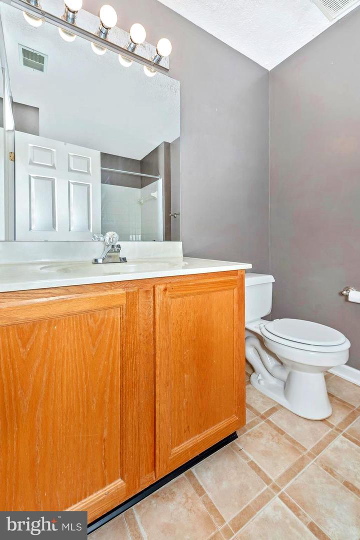 6413 Weatherby COURT Unit: E