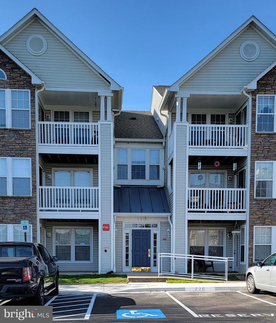 6413 Weatherby COURT Unit: E