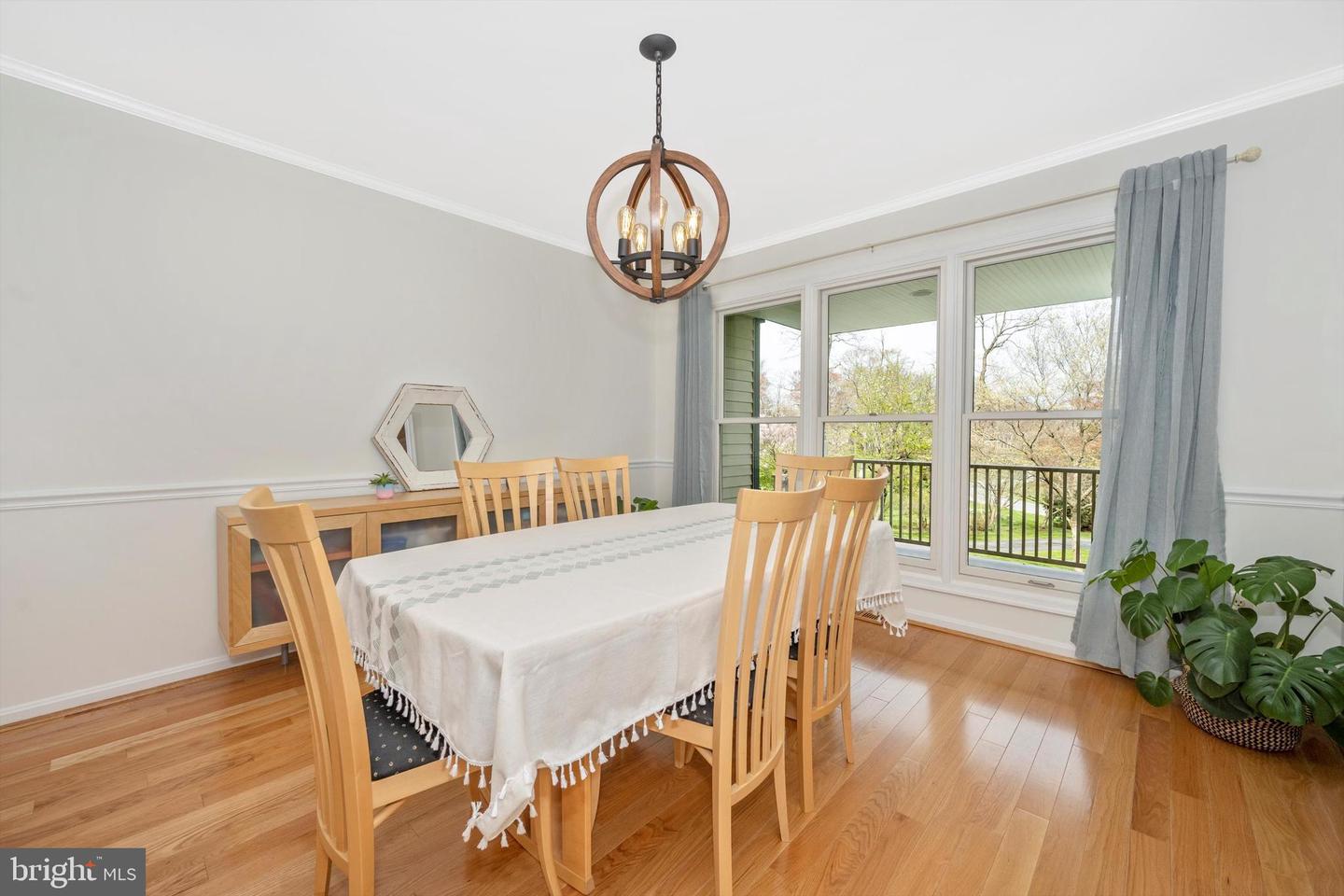5595 Jollie DRIVE