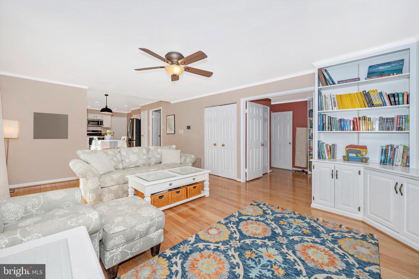 5595 Jollie DRIVE