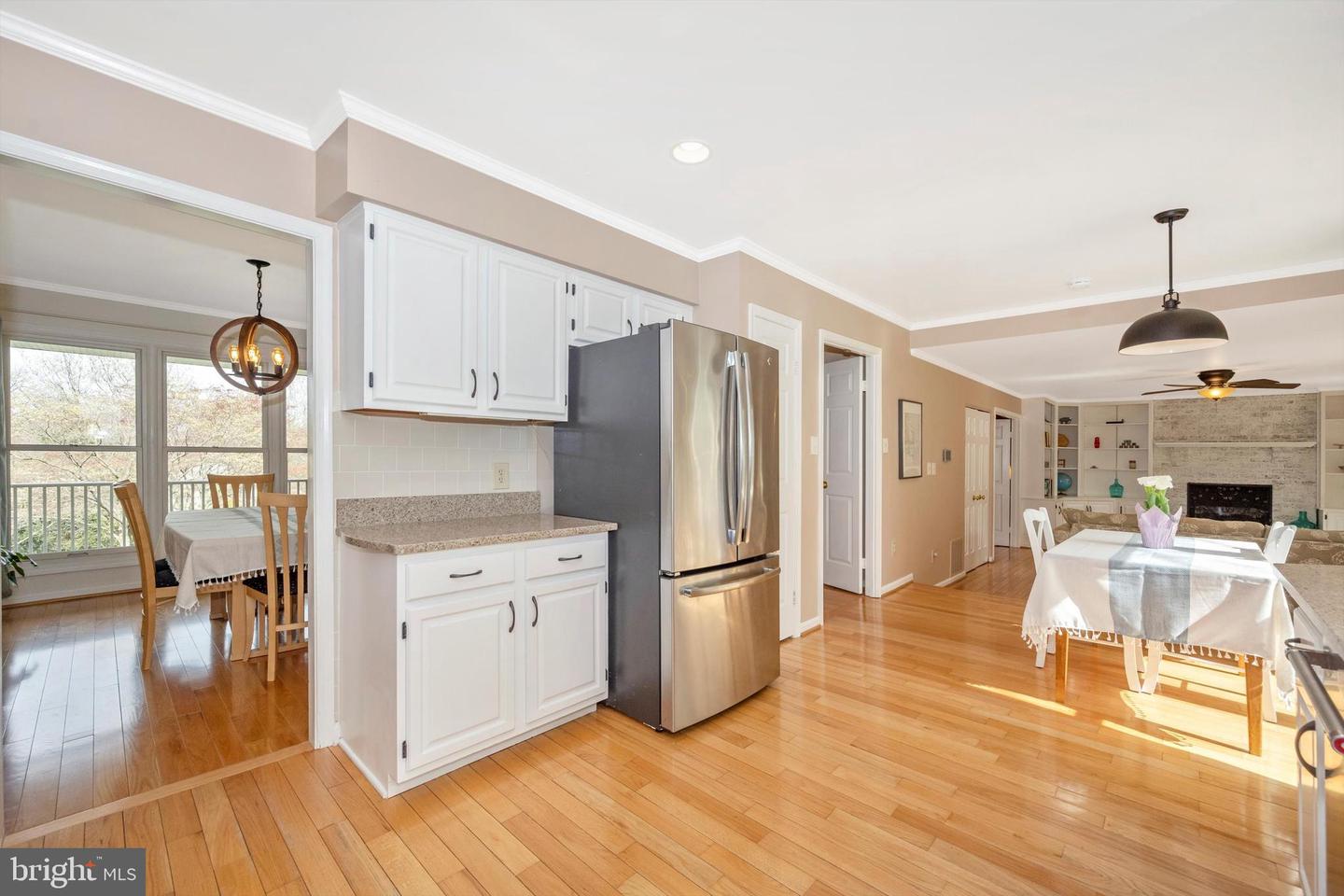 5595 Jollie DRIVE