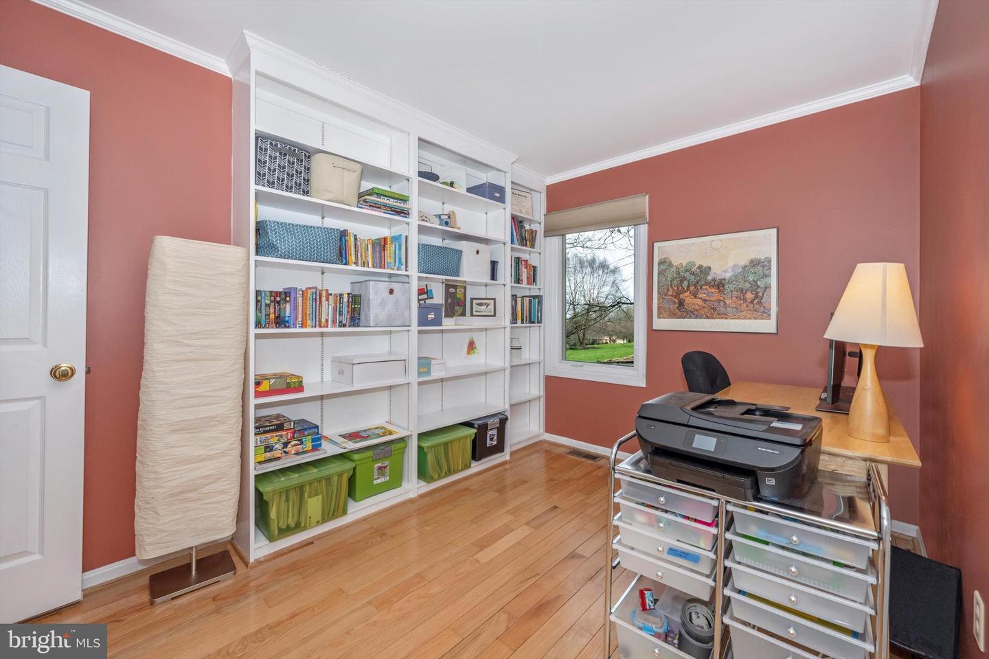 5595 Jollie DRIVE