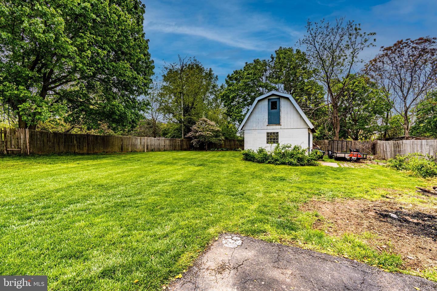 12513 Fingerboard ROAD