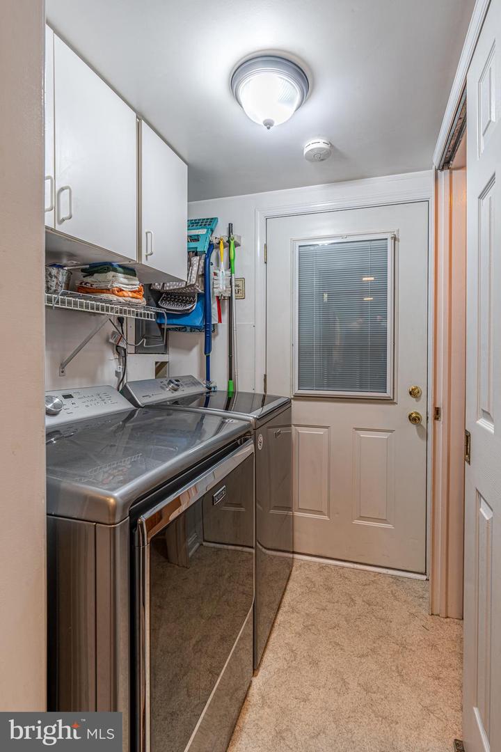 12513 Fingerboard ROAD