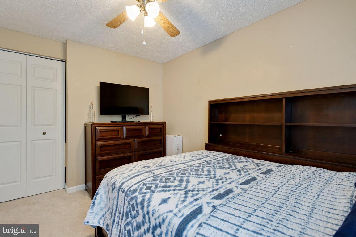 5582 Talbot COURT