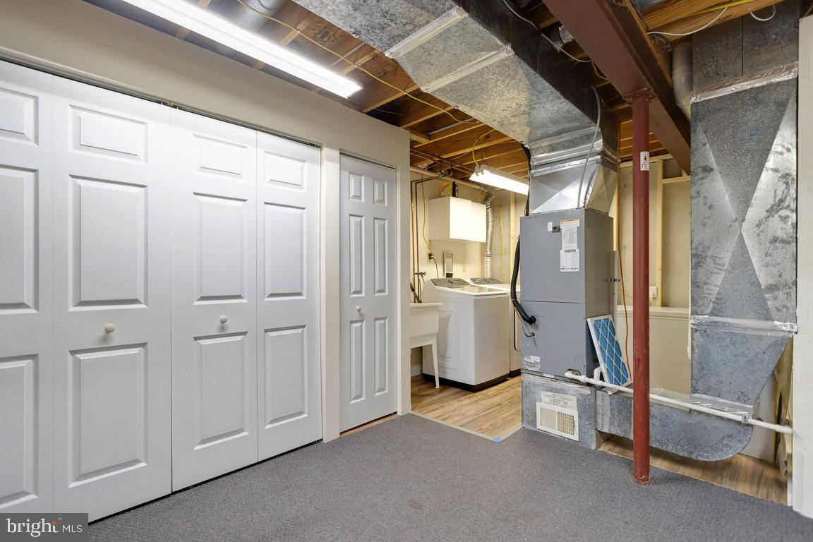 5582 Talbot COURT