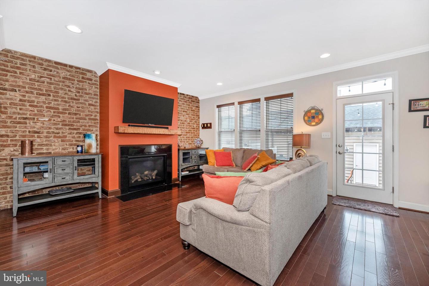 1014 Lindley ROAD