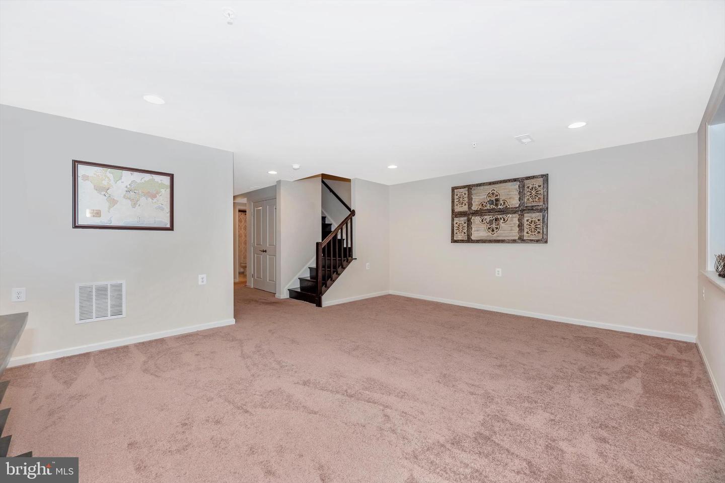 1014 Lindley ROAD