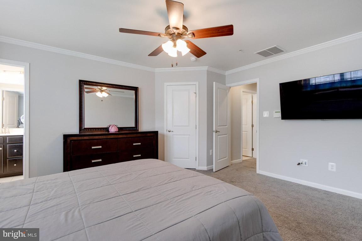 6346 Walcott LANE