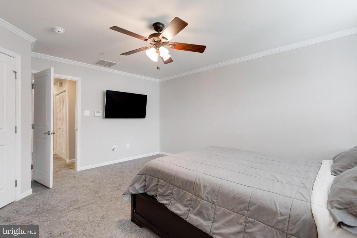6346 Walcott LANE