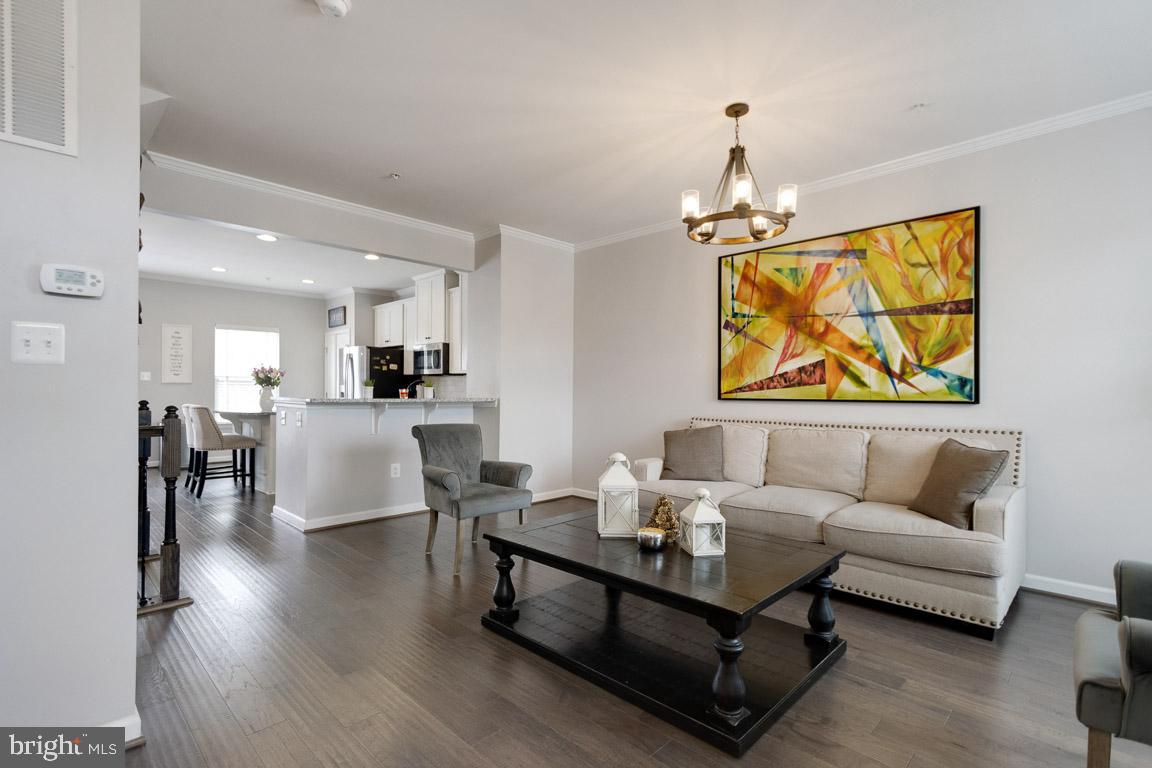 6346 Walcott LANE