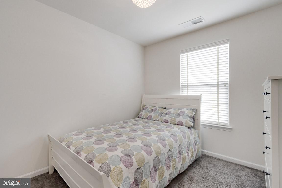 6346 Walcott LANE
