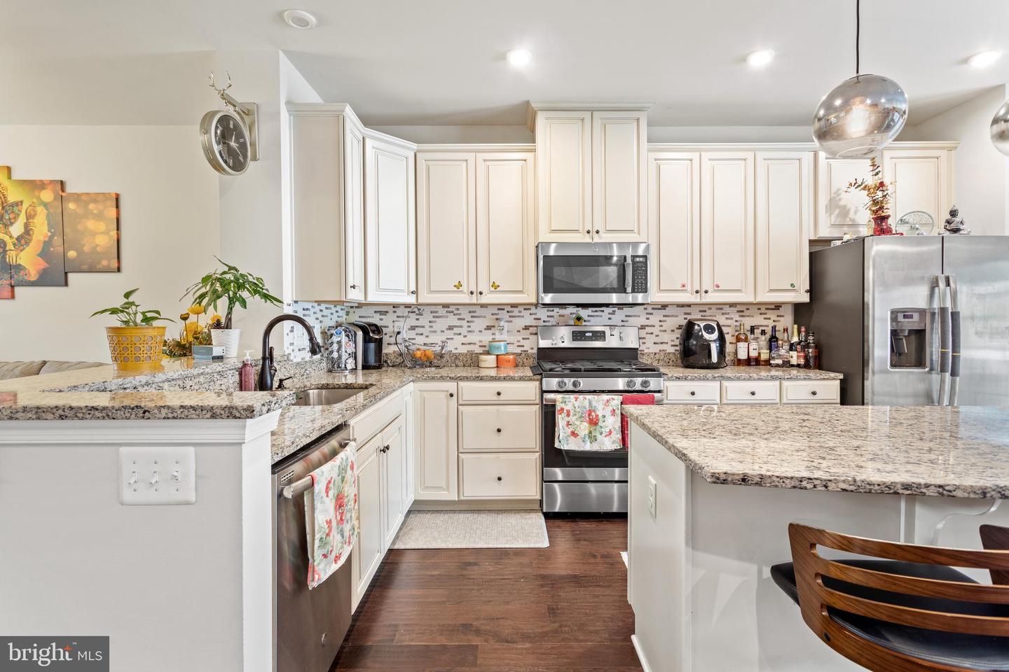4434 Tulip LANE