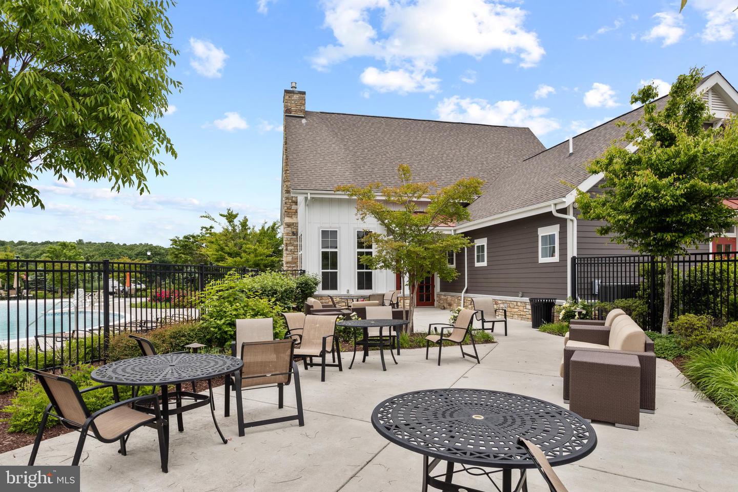 4434 Tulip LANE