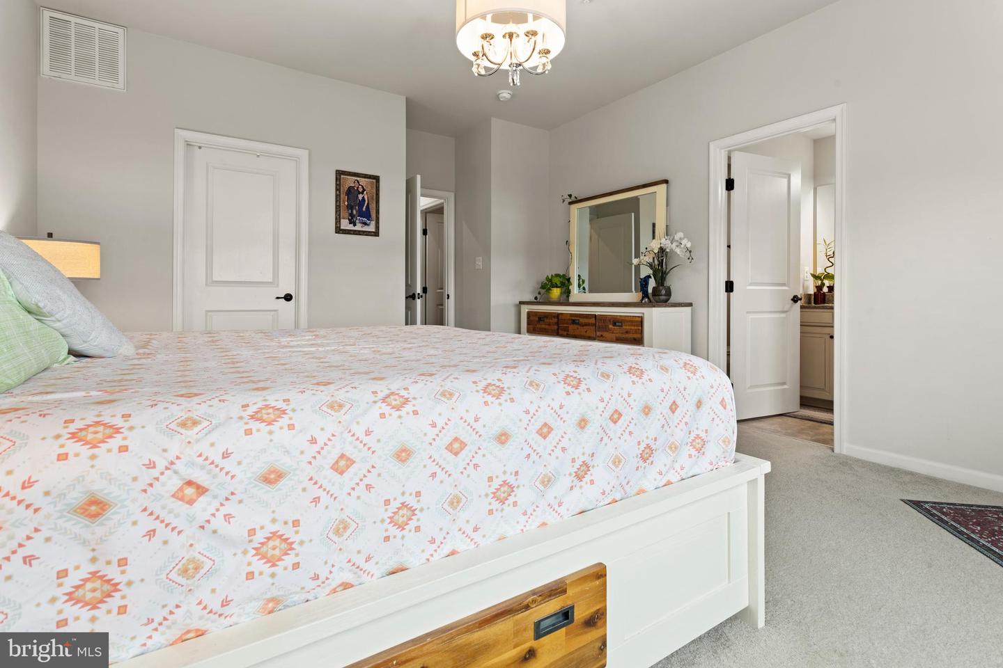 4434 Tulip LANE