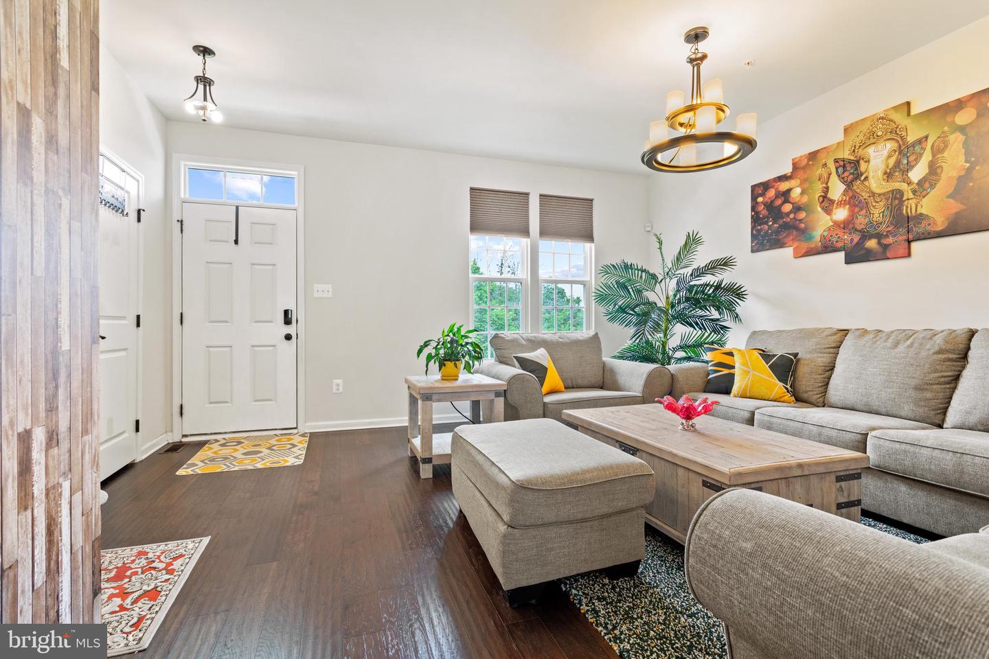 4434 Tulip LANE