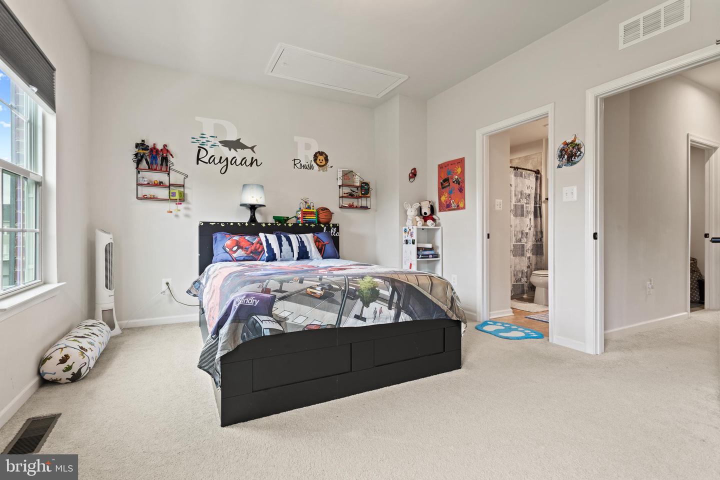4434 Tulip LANE