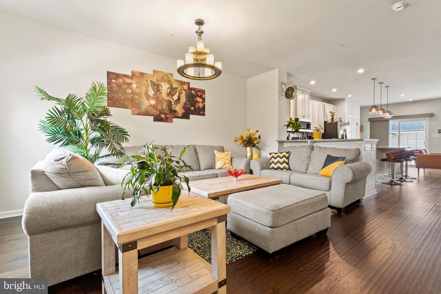 4434 Tulip LANE