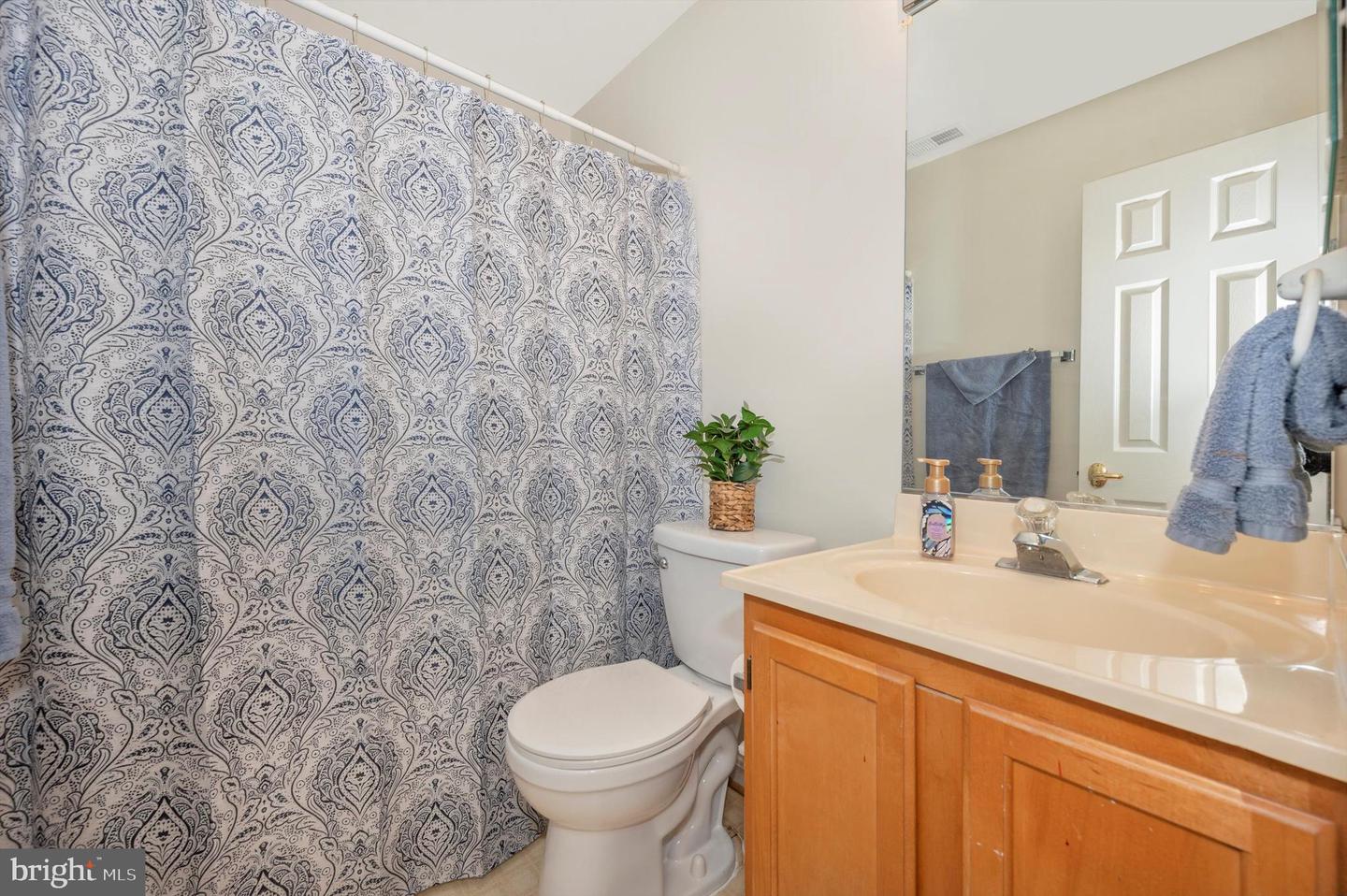 9121 Ridgefield LANE