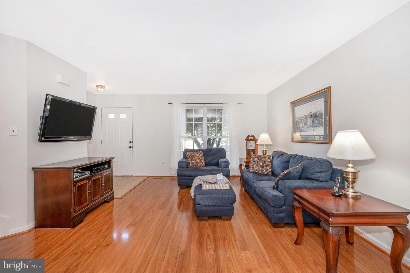 9121 Ridgefield LANE
