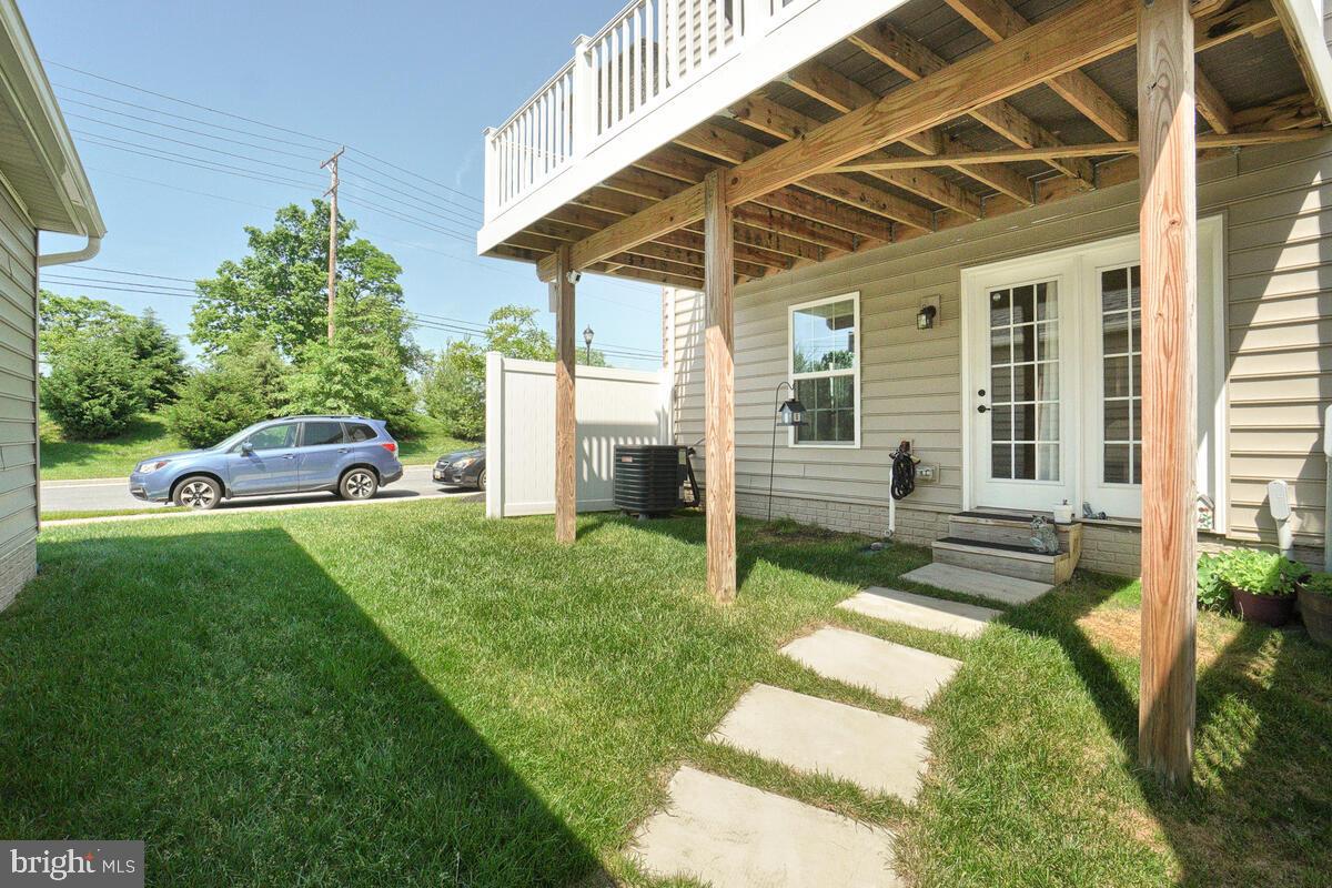 4701 Vona LANE