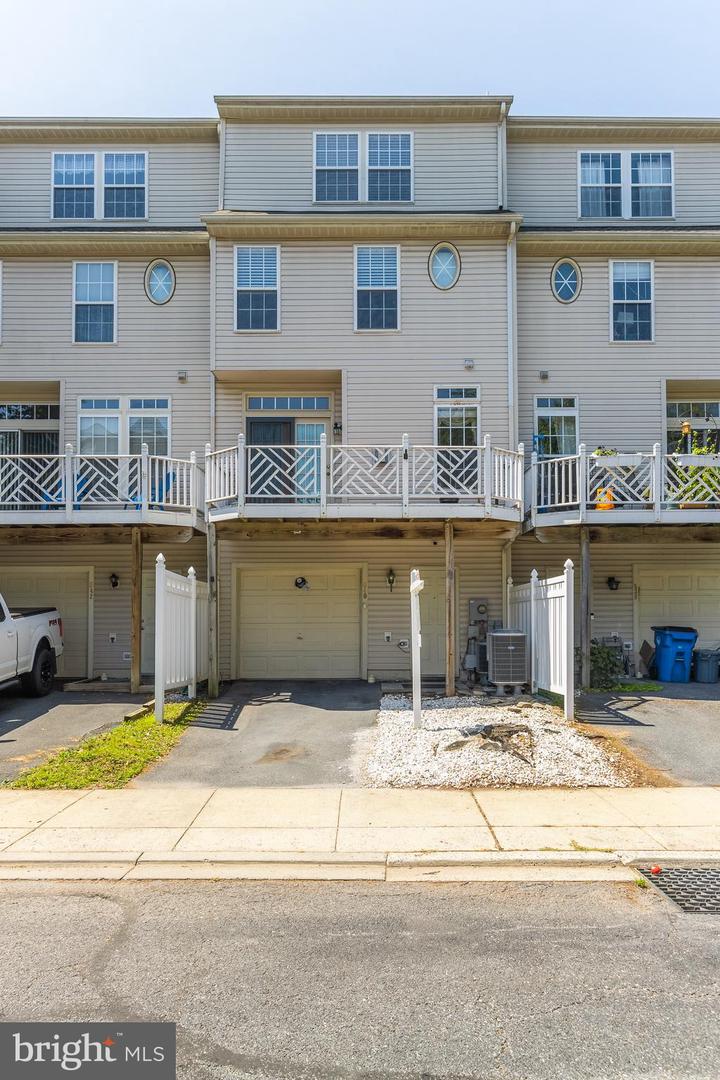 540 Eisenhower DRIVE