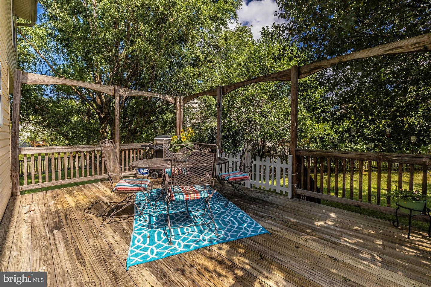 86 George Thomas DRIVE
