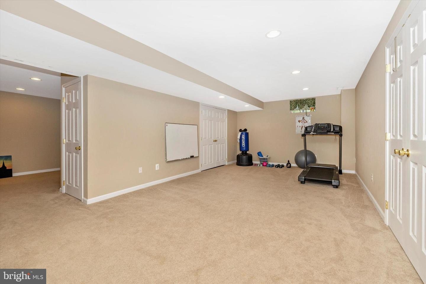 86 George Thomas DRIVE