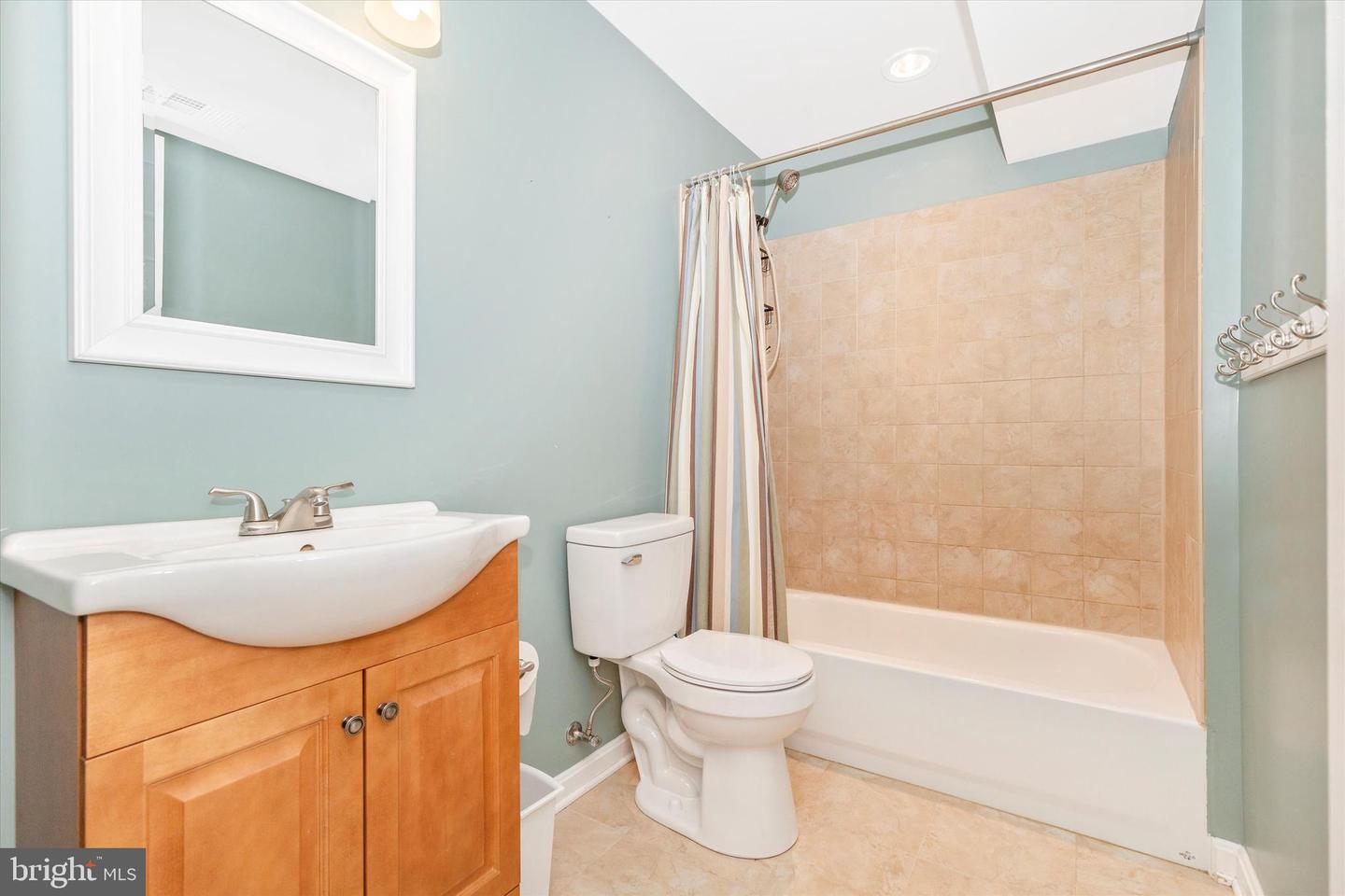 5508 Adamstown Commons DRIVE