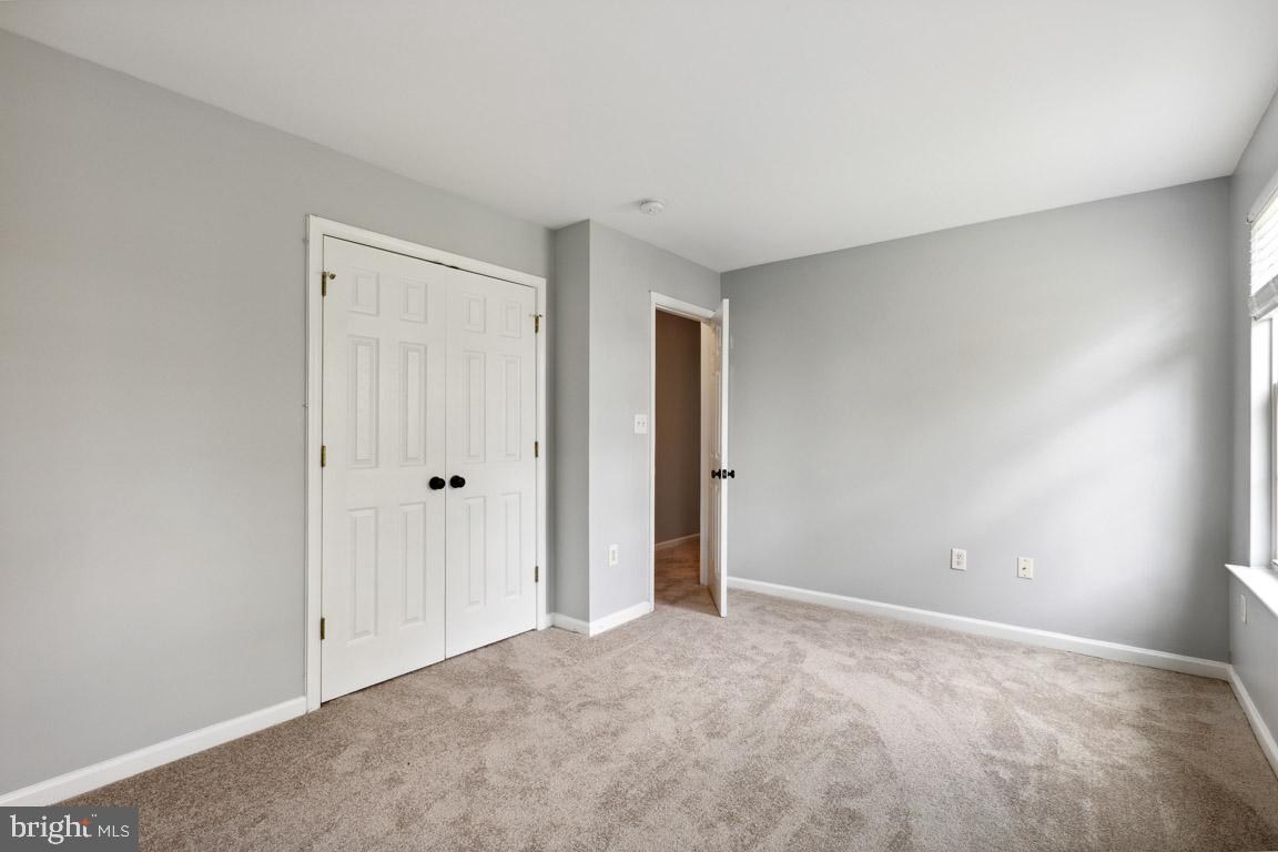 1202 Whitley COURT