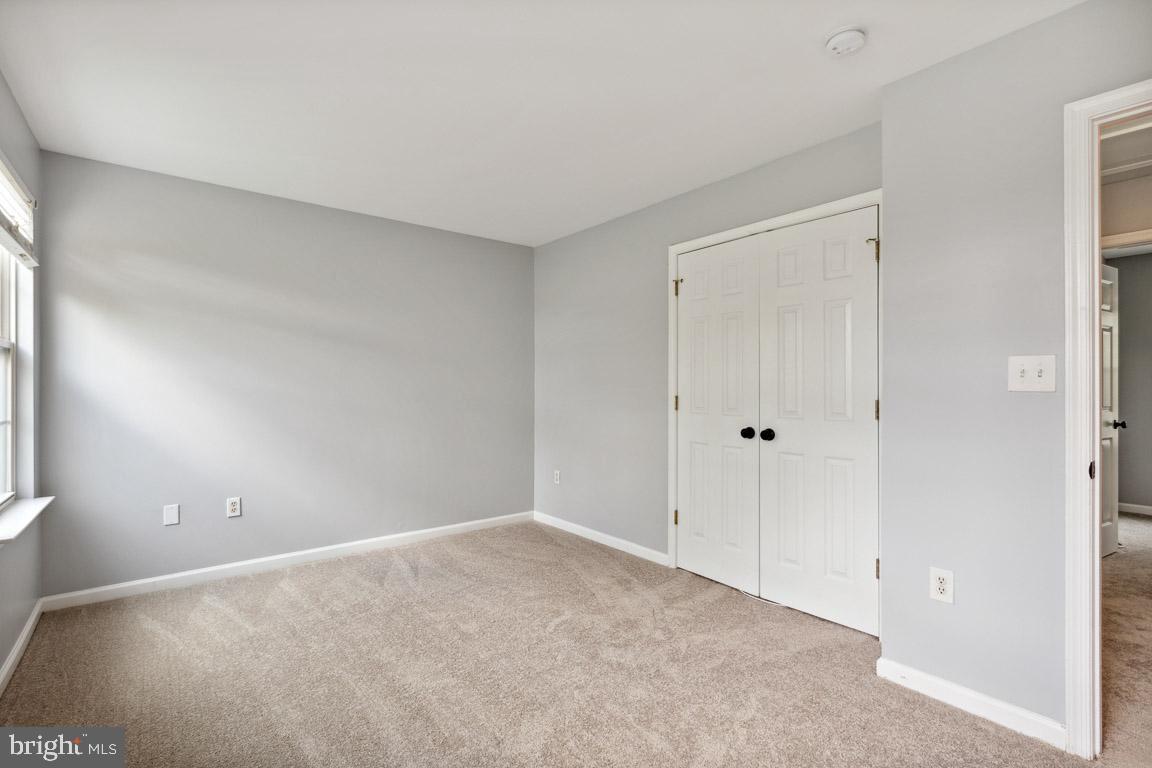 1202 Whitley COURT
